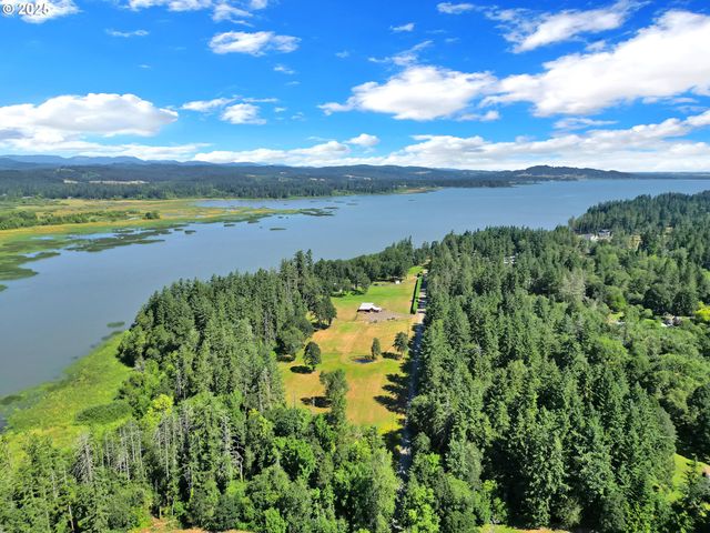 88800 WINTER Ln, Veneta, OR 97487