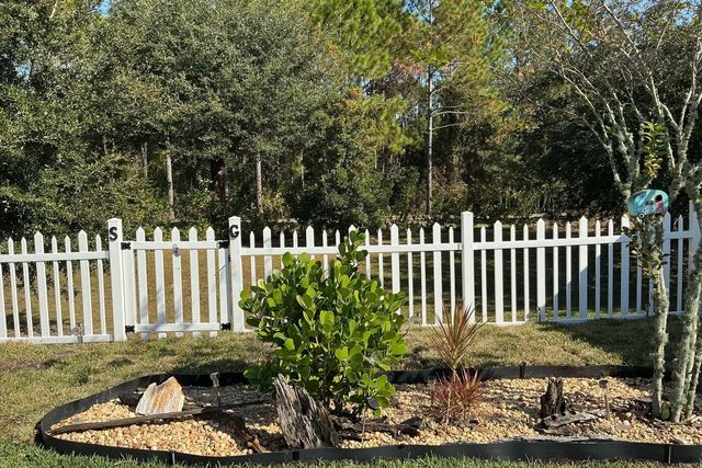 25 Rivertown Road, Palm Coast, FL 32137