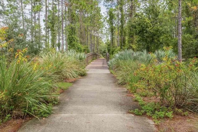 25 Rivertown Road, Palm Coast, FL 32137