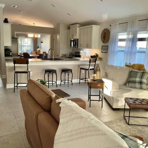 25 Rivertown Road, Palm Coast, FL 32137