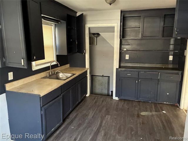 12057 Forrer Street, Detroit, MI 48227