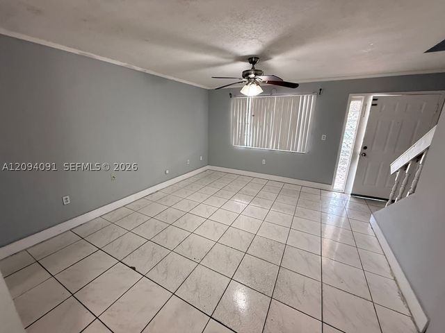 633 W 68th St 633, Hialeah, FL 33014