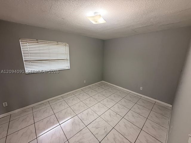 633 W 68th St 633, Hialeah, FL 33014