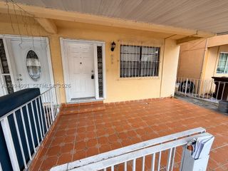 633 W 68th St 633, Hialeah, FL 33014