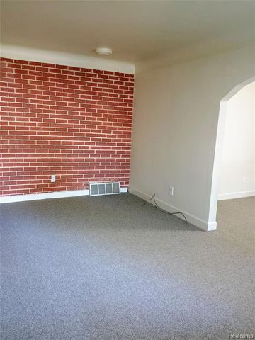 19241 Melrose Avenue, Southfield, MI 48075