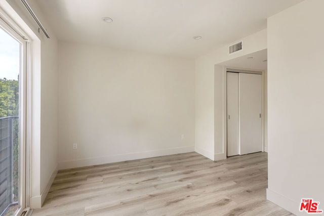 5456 Barton Avenue, Los Angeles, CA 90038