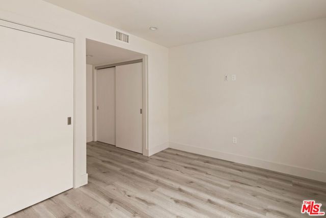 5456 Barton Avenue, Los Angeles, CA 90038