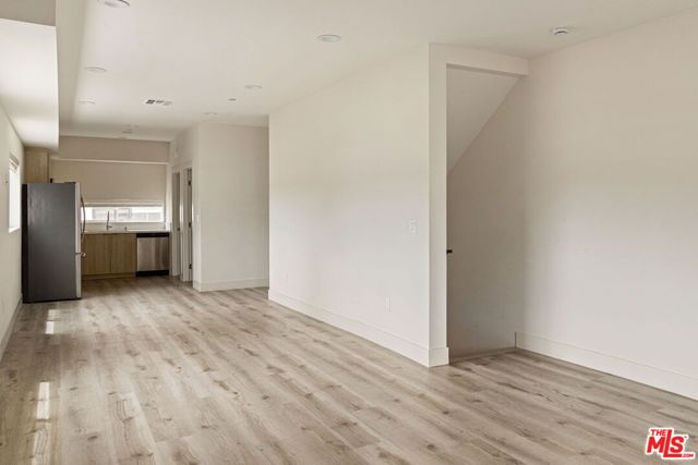 5456 Barton Avenue, Los Angeles, CA 90038
