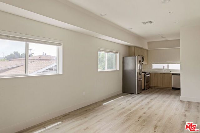 5456 Barton Avenue, Los Angeles, CA 90038