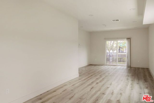 5456 Barton Avenue, Los Angeles, CA 90038