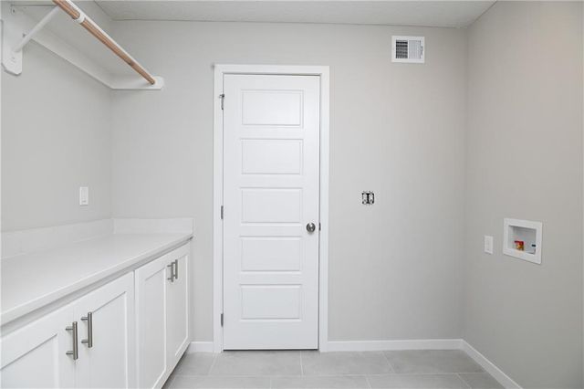 6122 Lewis Drive, Shawnee, KS 66226