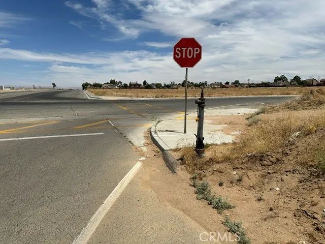 4 Aster, Adelanto, CA 92301