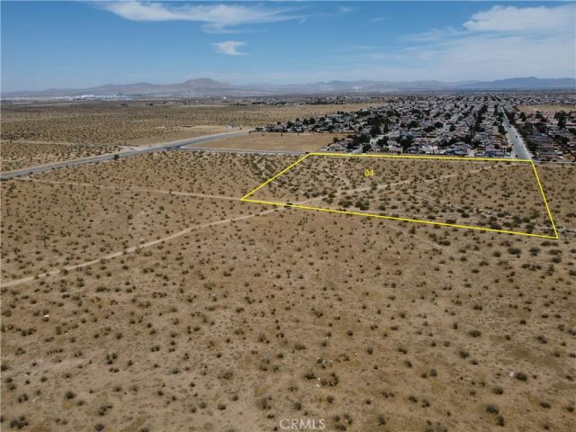 4 Aster, Adelanto, CA 92301