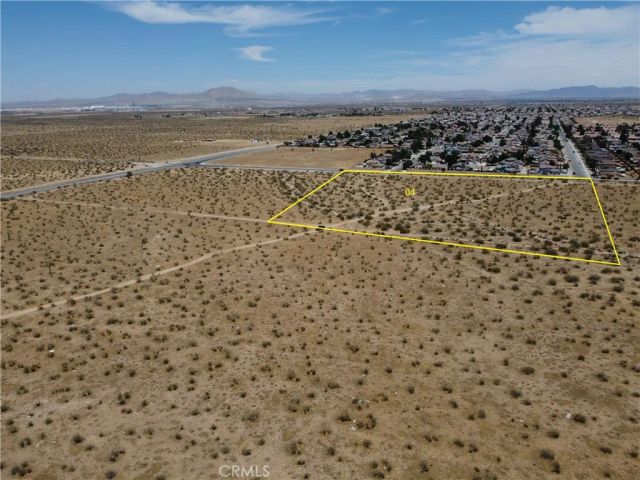 4 Aster, Adelanto, CA 92301