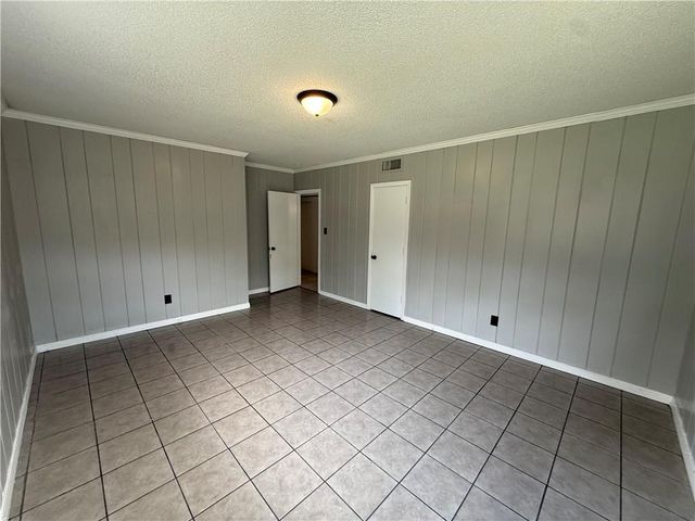 1850 Belle Cour Drive S, Mobile, AL 36605