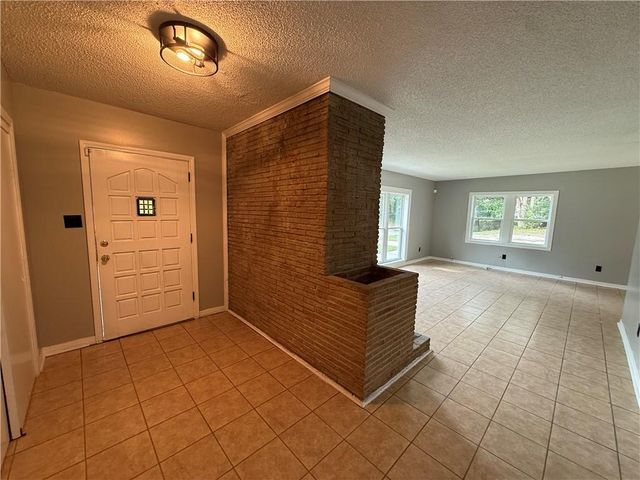 1850 Belle Cour Drive S, Mobile, AL 36605
