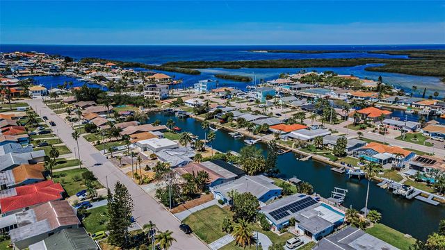 3931 HEADSAIL DRIVE, New Port Richey, FL 34652