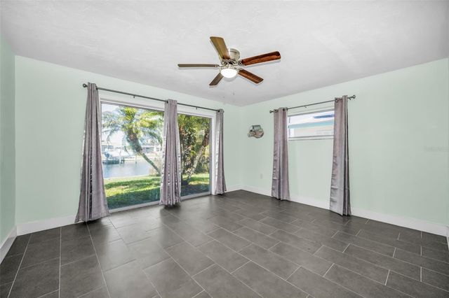 3931 HEADSAIL DRIVE, New Port Richey, FL 34652