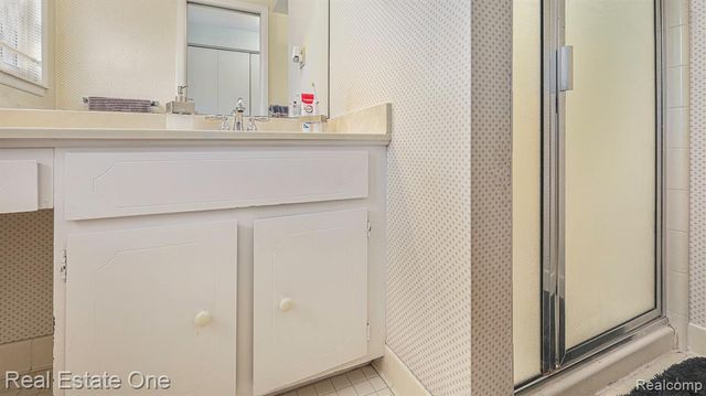 4243 Frostwood Court, Troy, MI 48098
