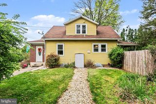 1020 OBERLIN RD, Middletown, PA 17057