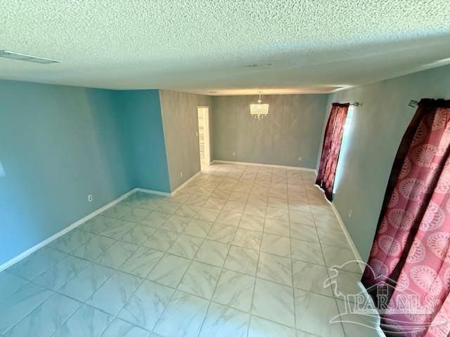 5857 Vestavia Ln, Pensacola, FL 32526