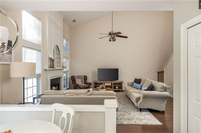 618 Dahoma Trail, Woodstock, GA 30188