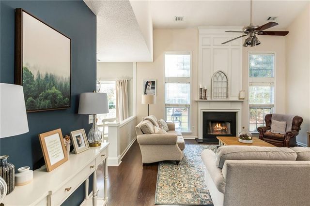 618 Dahoma Trail, Woodstock, GA 30188