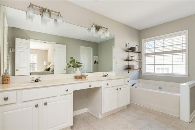 618 Dahoma Trail, Woodstock, GA 30188