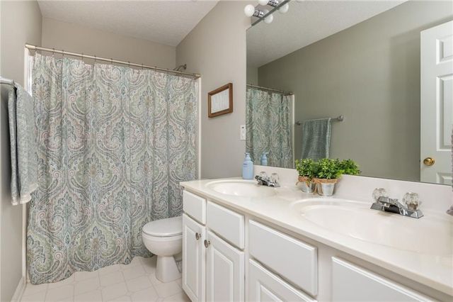 618 Dahoma Trail, Woodstock, GA 30188