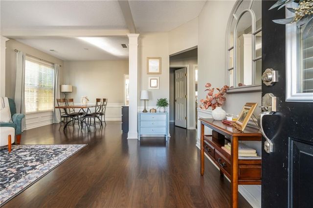 618 Dahoma Trail, Woodstock, GA 30188