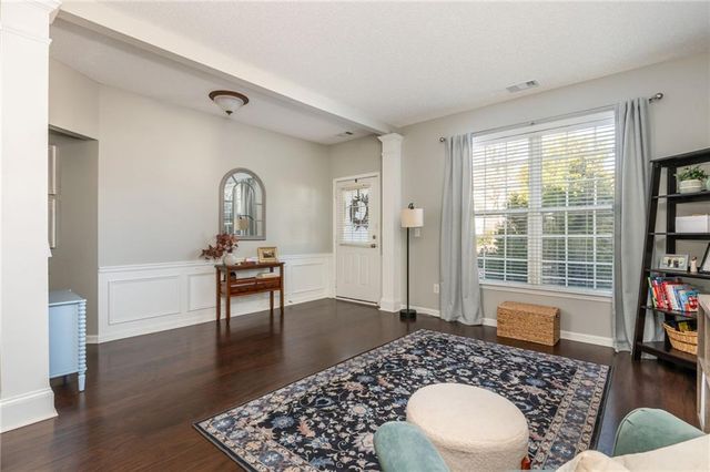 618 Dahoma Trail, Woodstock, GA 30188