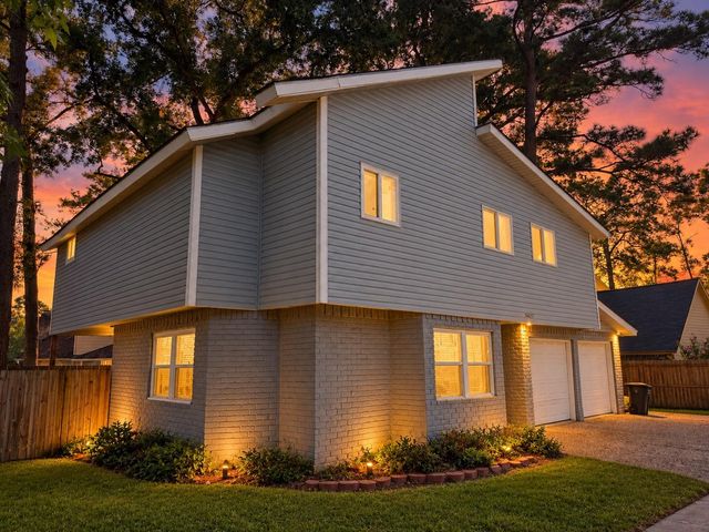17843 S Cypress Villas Drive, Spring, TX 77379