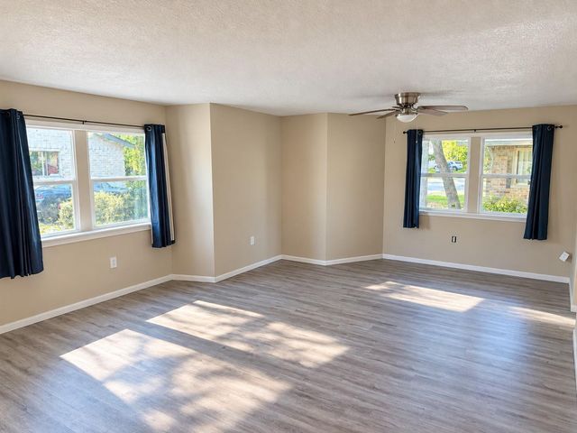 17843 S Cypress Villas Drive, Spring, TX 77379