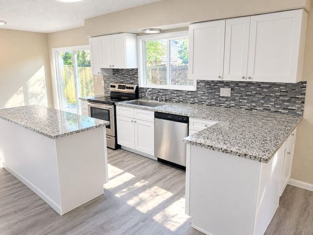 17843 S Cypress Villas Drive, Spring, TX 77379
