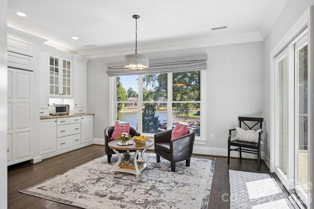19506 Mary Ardrey Circle, Cornelius, NC 28031