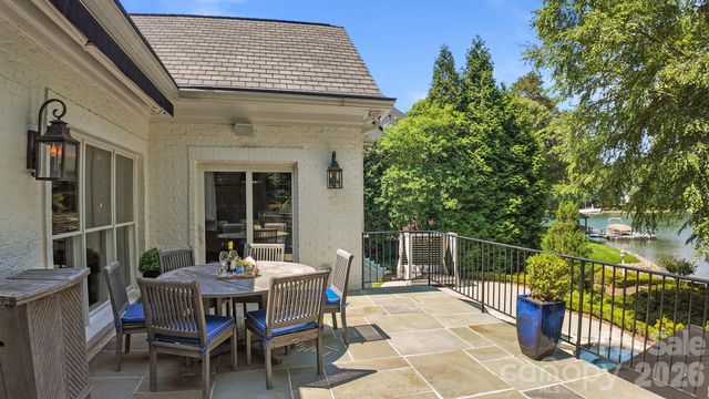 19506 Mary Ardrey Circle, Cornelius, NC 28031