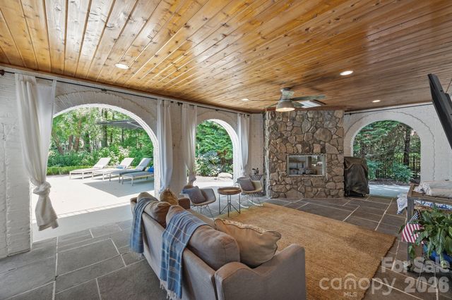 19506 Mary Ardrey Circle, Cornelius, NC 28031