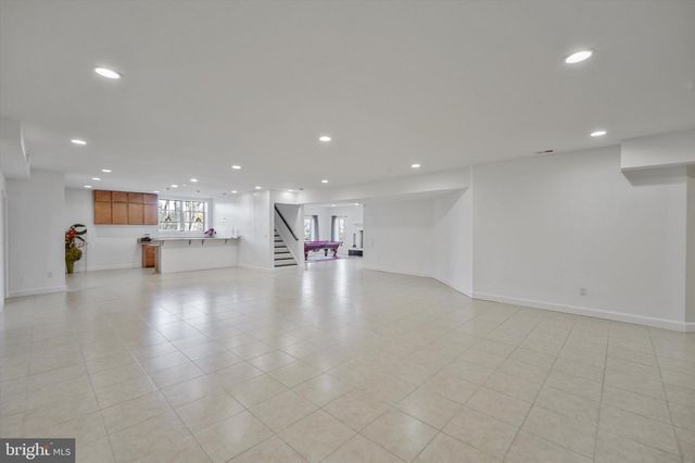 9116 LEESBURG PIKE, Vienna, VA 22182