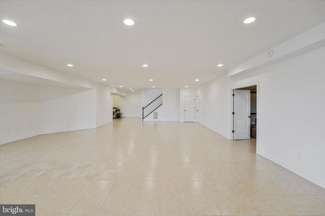 9116 LEESBURG PIKE, Vienna, VA 22182