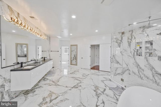 9116 LEESBURG PIKE, Vienna, VA 22182