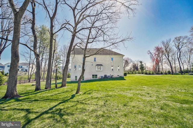 9116 LEESBURG PIKE, Vienna, VA 22182