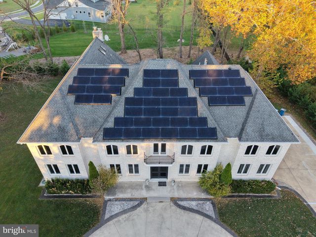 9116 LEESBURG PIKE, Vienna, VA 22182