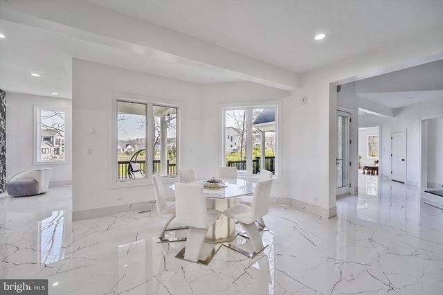 9116 LEESBURG PIKE, Vienna, VA 22182