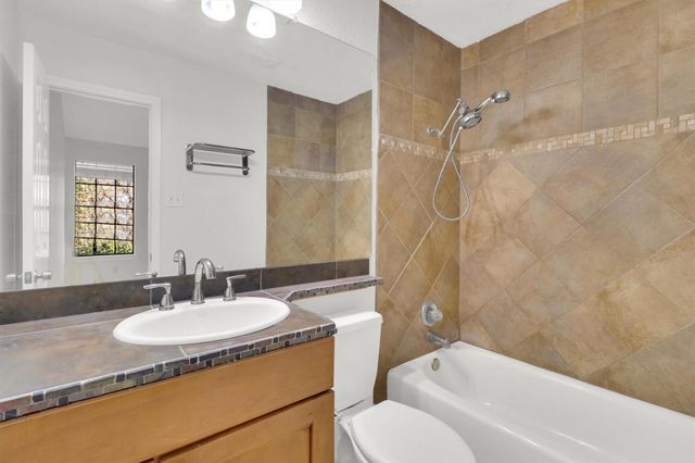 5606 Bonnell Vista ST 3, Austin, TX 78731