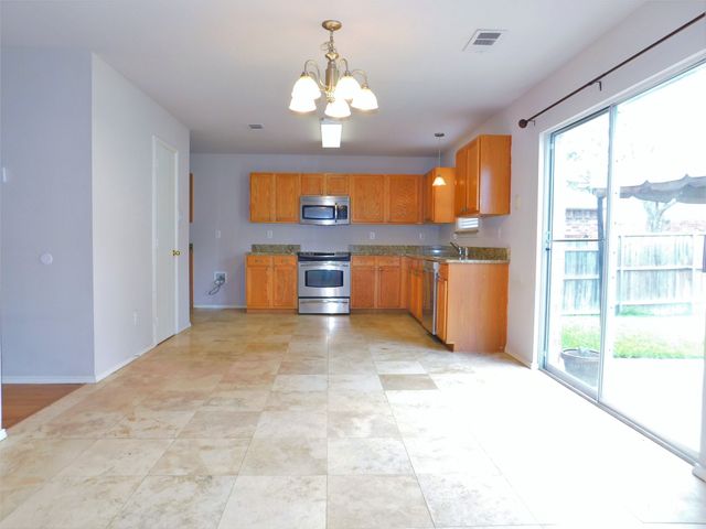 1508 Sequoia Grove Lane, Lewisville, TX 75067