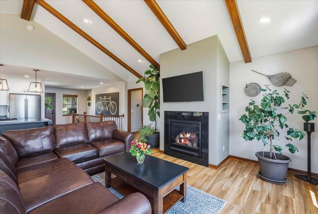 2727 Highland TERRACE, Sheboygan, WI 53083