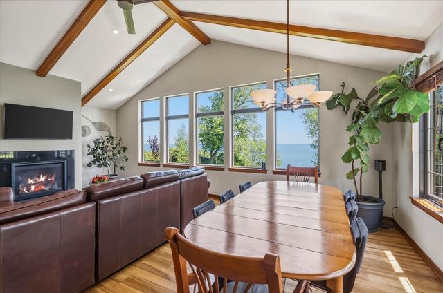 2727 Highland TERRACE, Sheboygan, WI 53083