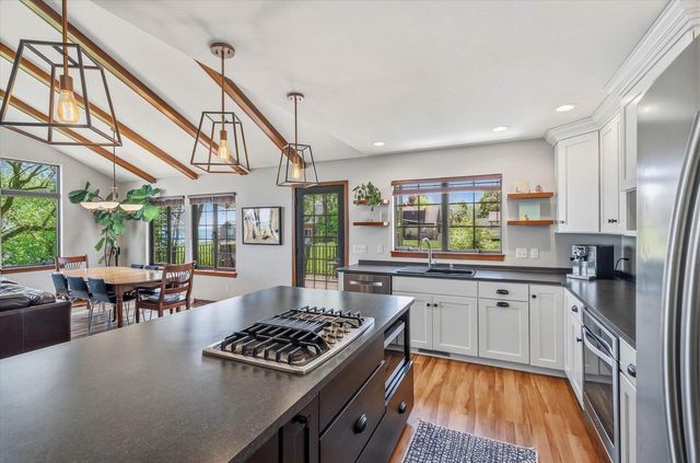 2727 Highland TERRACE, Sheboygan, WI 53083