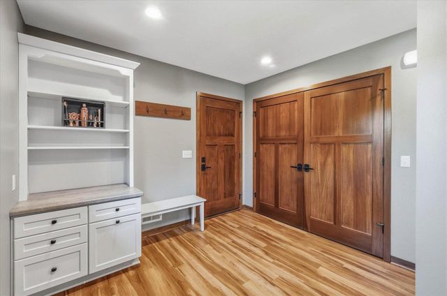 2727 Highland TERRACE, Sheboygan, WI 53083