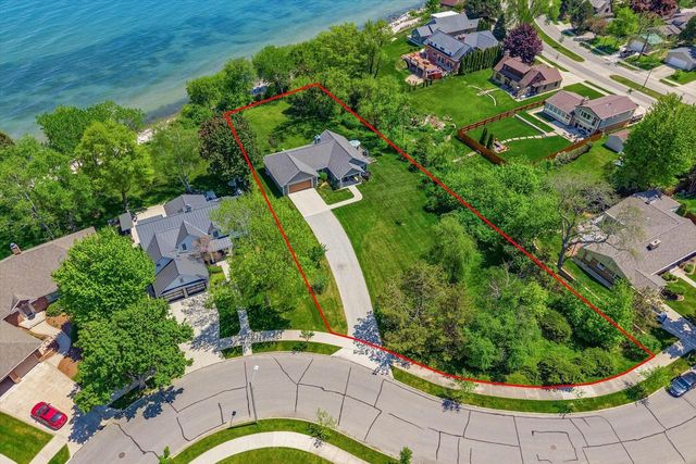 2727 Highland TERRACE, Sheboygan, WI 53083